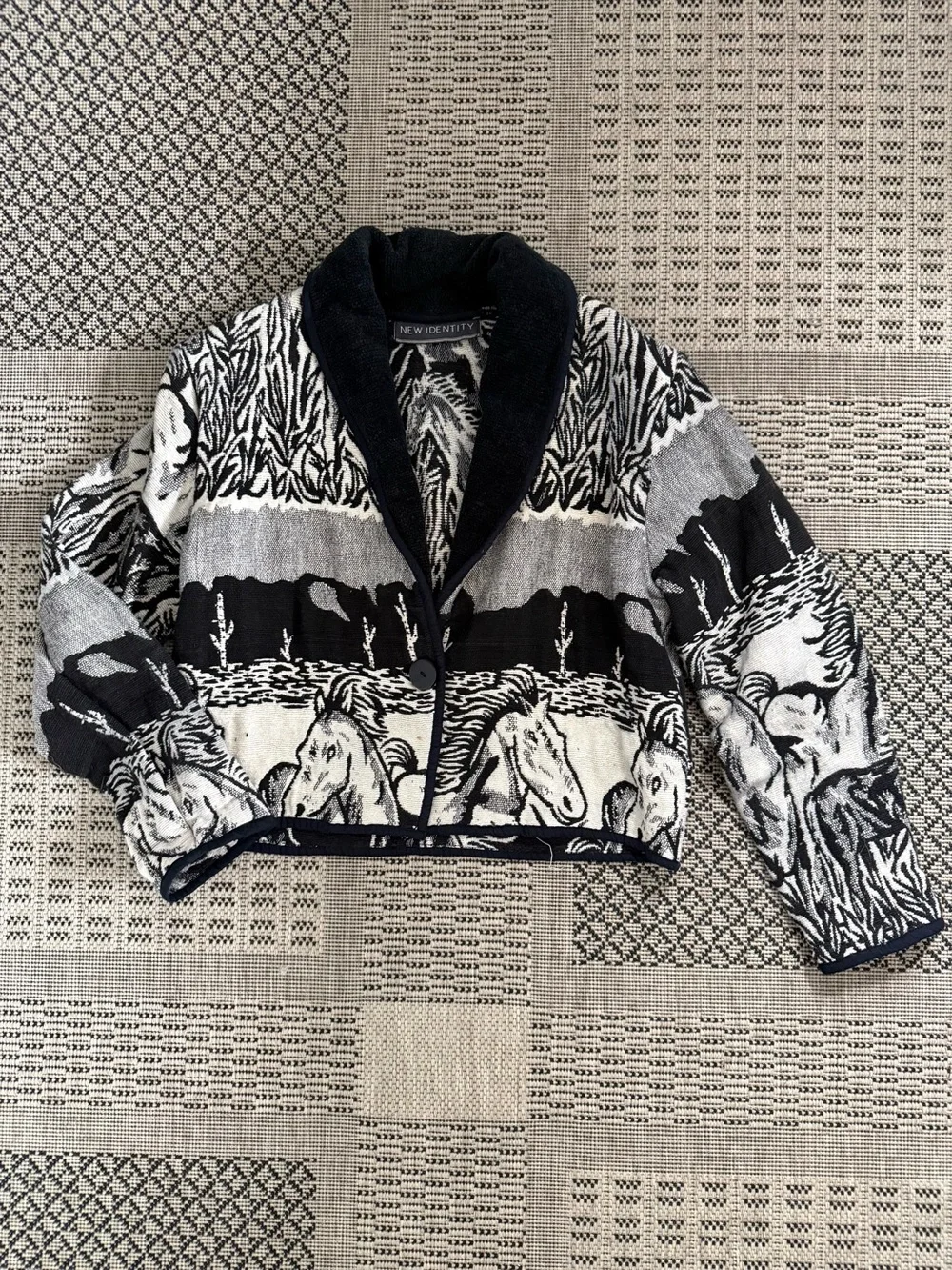 VTG New Identity Horse Tapestry Jacket - Size S
